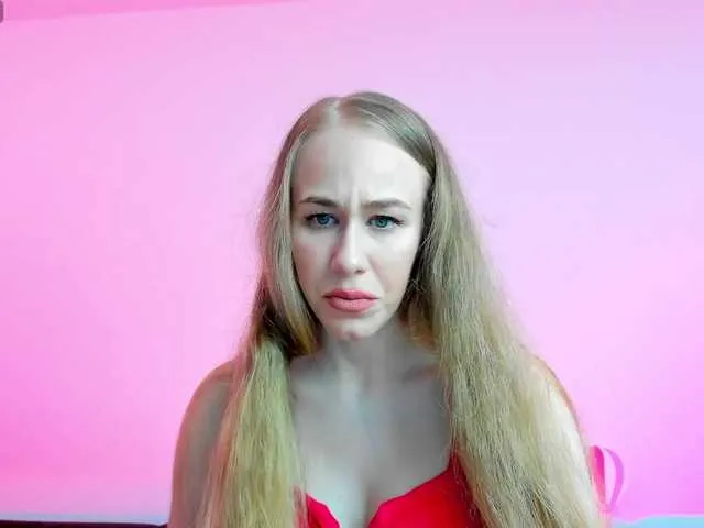 aliciaglow – webcam model profile photo