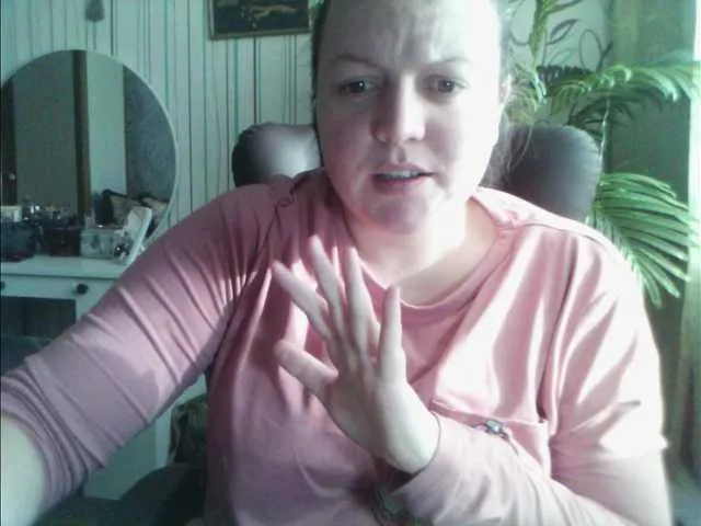 annetshik2013 – webcam model profile photo