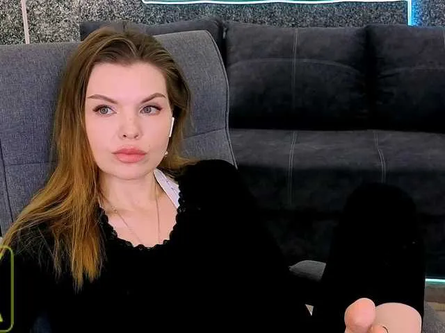 AureliaFly – webcam model profile photo