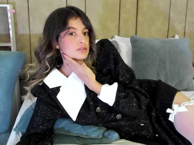 Isabellaprice – webcam model profile photo