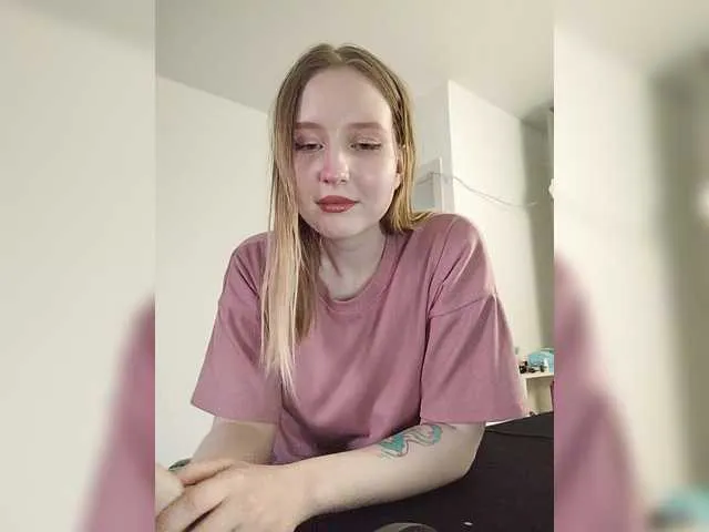 Lilith- – webcam model profile photo