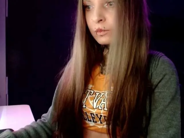 LisaModel – webcam model profile photo