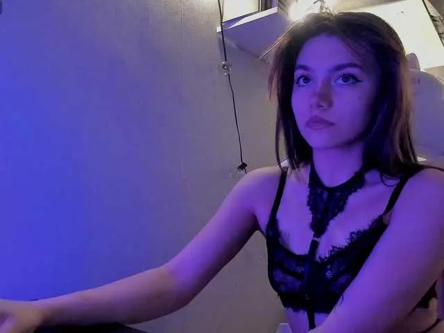 Lisamurm – webcam model profile photo