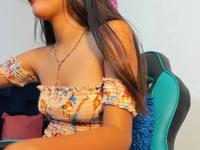 lunajamess – webcam model profile photo