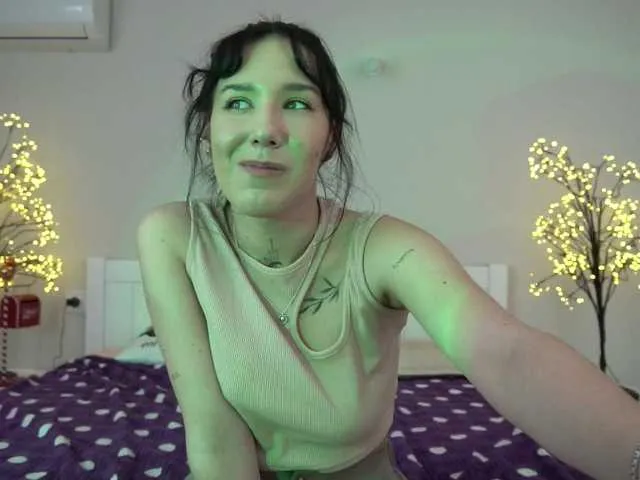 NikkiGold – webcam model profile photo