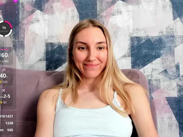 SunnyRina25 – webcam model profile photo