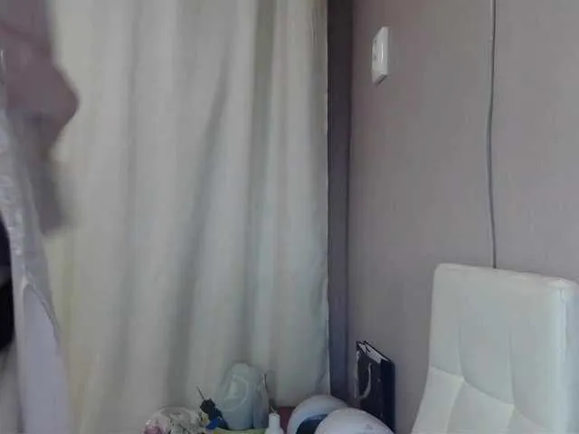 SurfinBird – webcam model profile photo