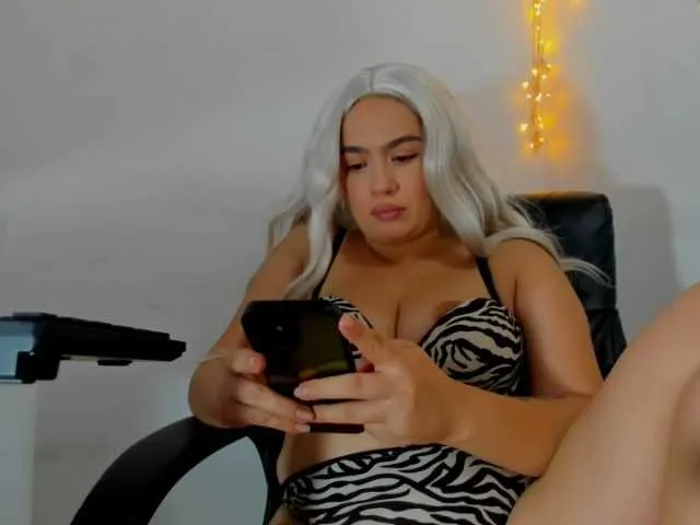 sweetfeeling30 – webcam model profile photo